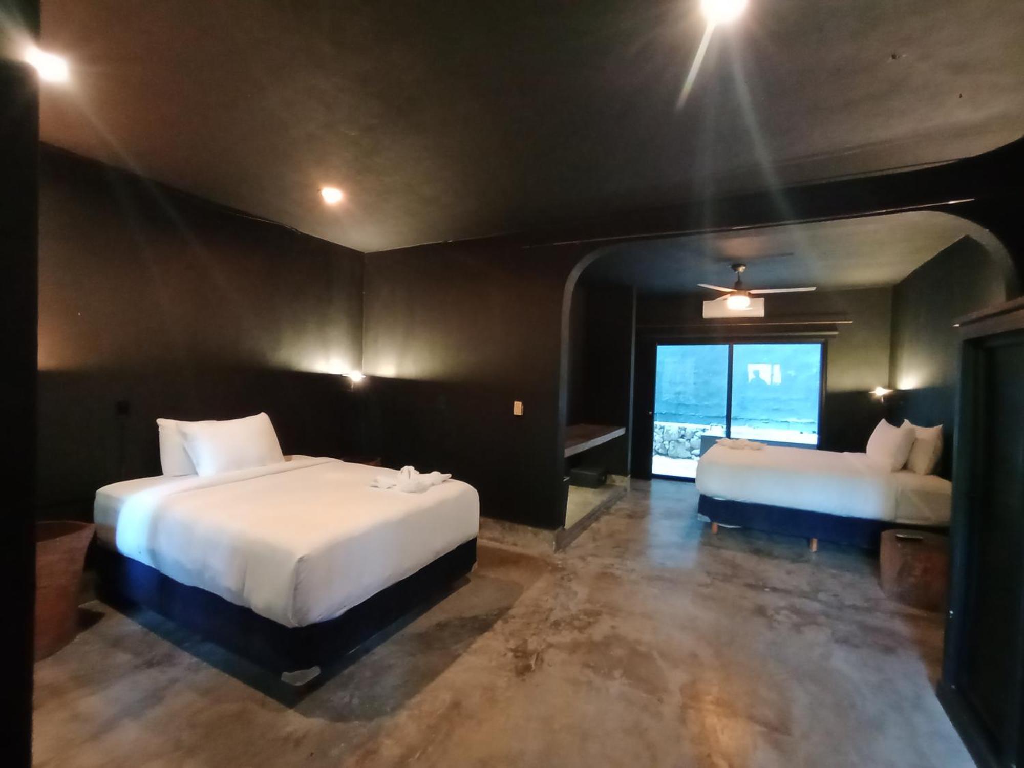 Boutique & Beach Club Hotel 2*